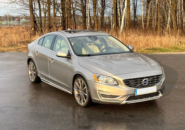 Volvo S60 cena 53900 przebieg: 142000, rok produkcji 2014 z Warszawa małe 67